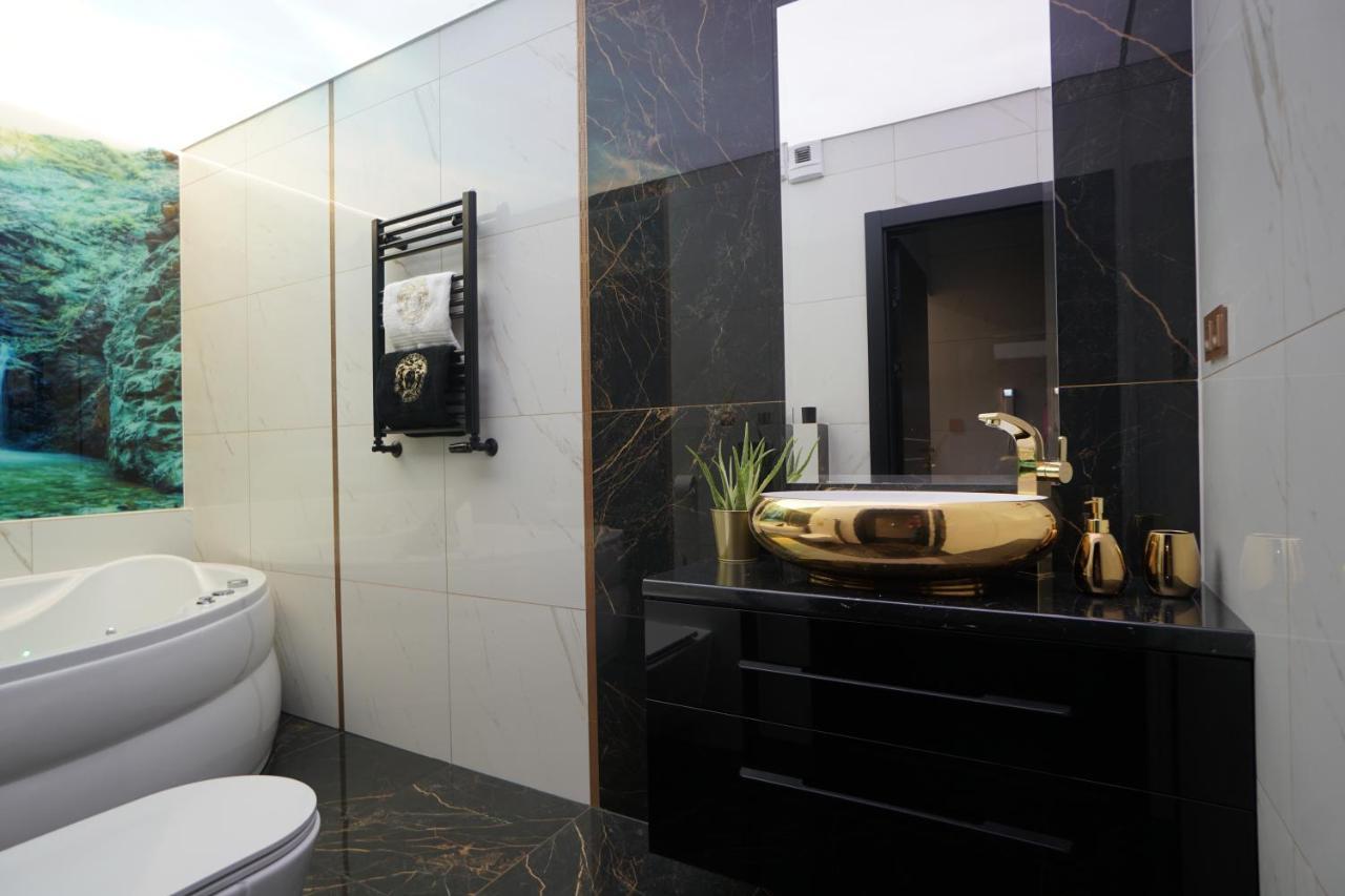 Apartament Lema Versace Cracóvia Exterior foto