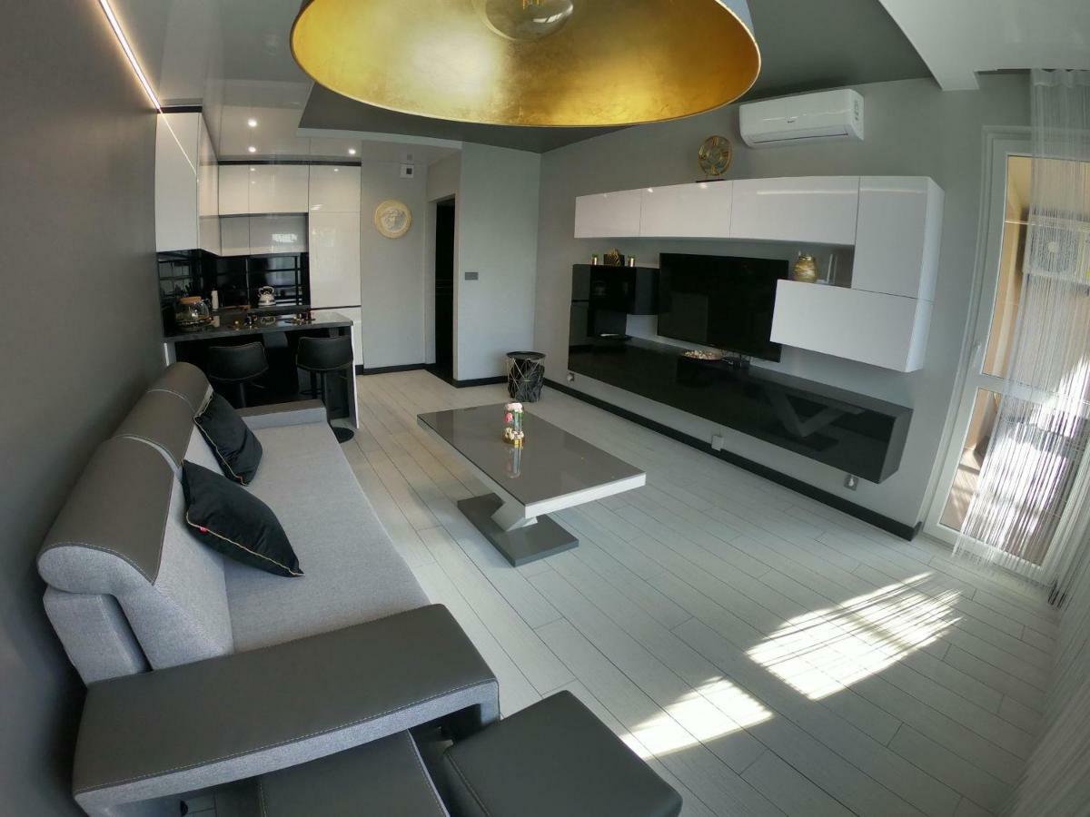 Apartament Lema Versace Cracóvia Exterior foto