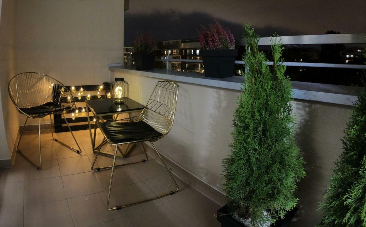 Apartament Lema Versace Cracóvia Exterior foto